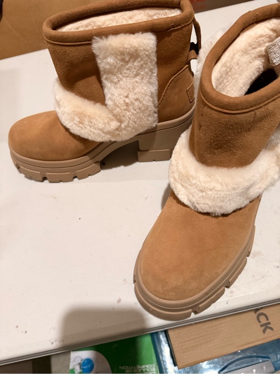 UGG Shoes - Ugg Women’s Tan Suede Faux-Fur Lined Ankle Boots